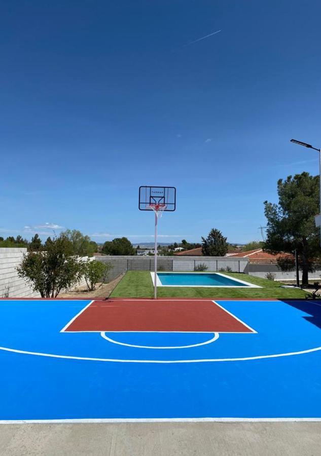 Casa Con Piscina, Villa Alarilla Fuentiduena de Tajo Exterior foto