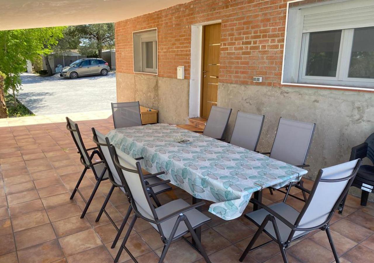 Casa Con Piscina, Villa Alarilla Fuentiduena de Tajo Exterior foto